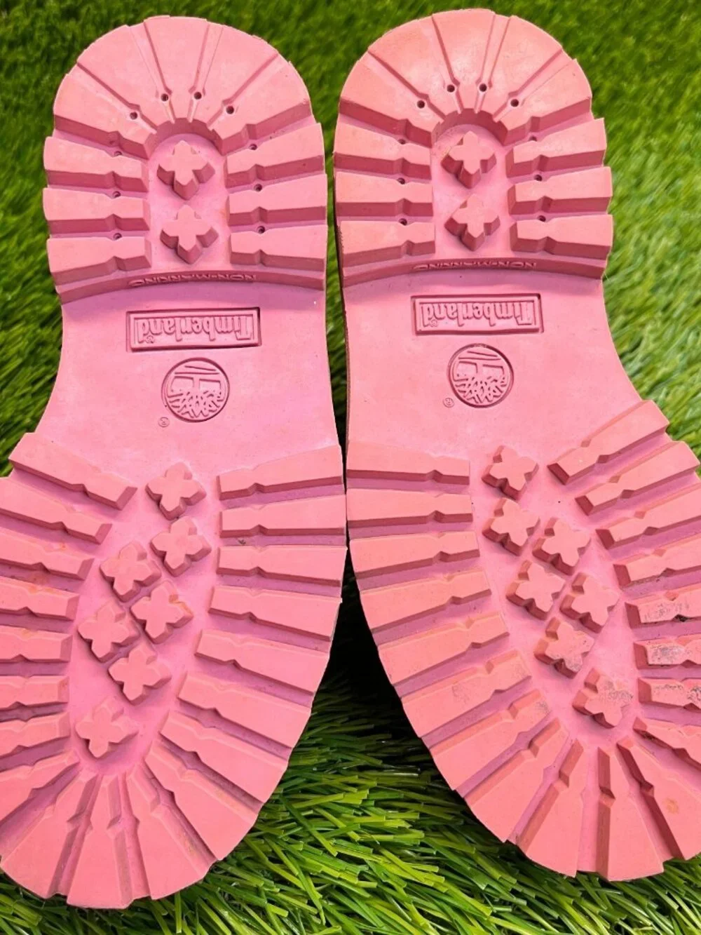 Timberland‎ 6 Inch Premium Girls Size 10C Pink Outdoor Waterproof Nubuck Boots